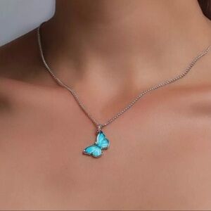 3/$30 🤍 Butterfly Charm Necklace